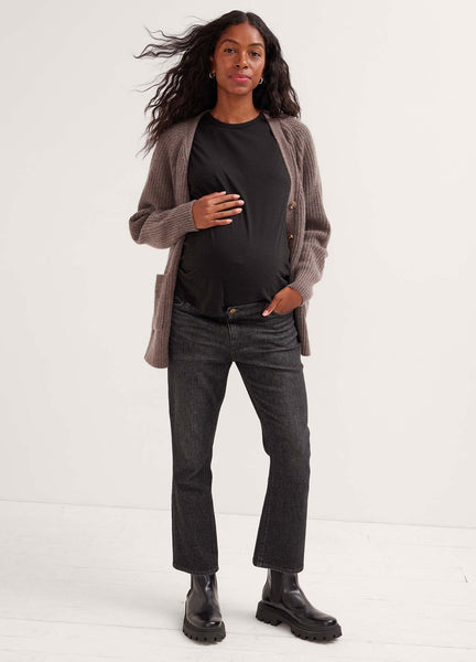 Petite Maternity Over-the-Belly Kick Out Crop Jeans in Oneida Wash