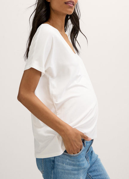 HATCH The Perfect Vee - Maternity Shirt with Wide V-Neck